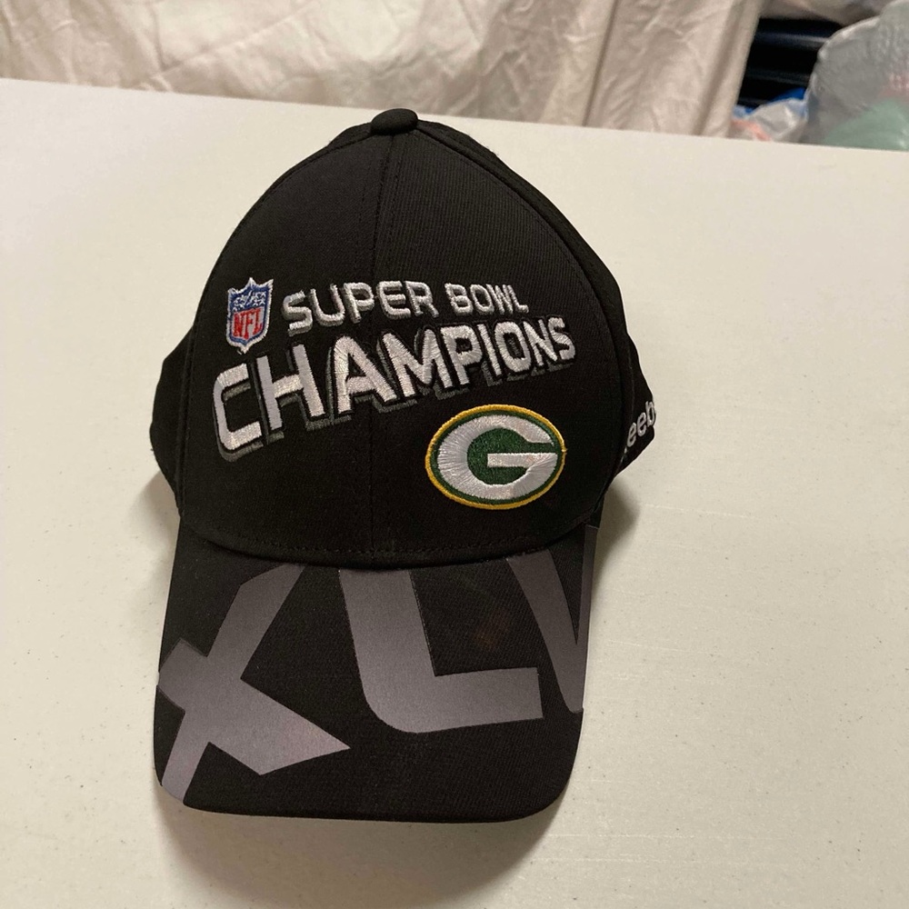 NFL GreenBay Champion Super Bowl Hat.